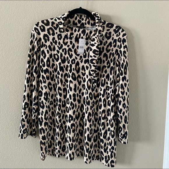 NWT Soft leopard print blouse - Picture 2 of 4